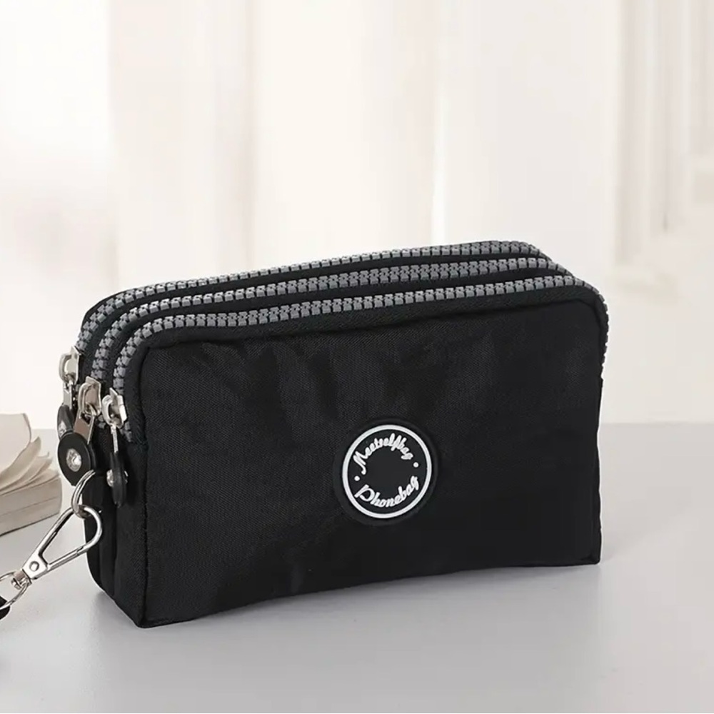Black woman’s wristlet